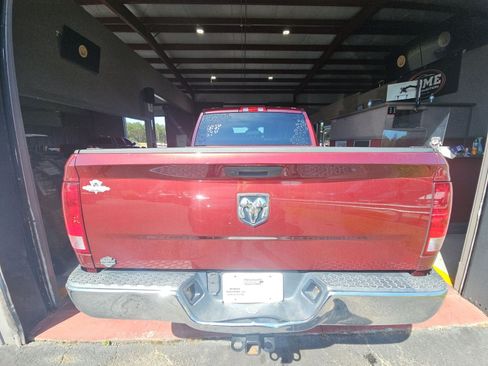 Used 2020 RAM 1500 Tradesman w/ Chrome Plus Package RWD image 7