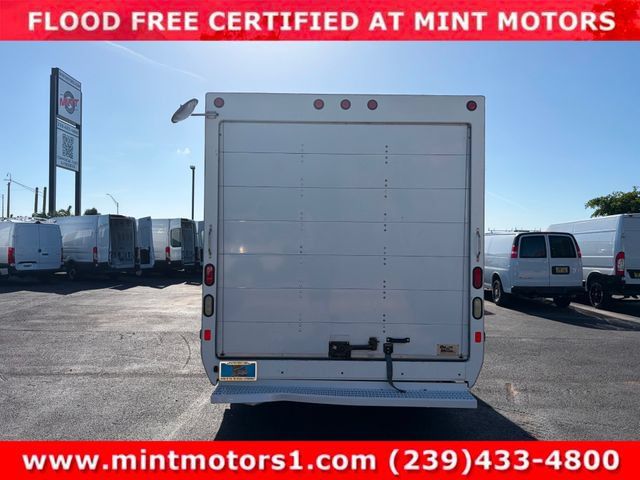 Used 2019 Ford E-350 and Econoline 350 Super Duty RWD image 17