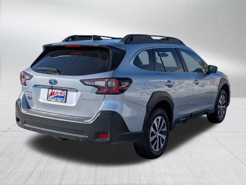 Certified 2025 Subaru Outback Premium image 7