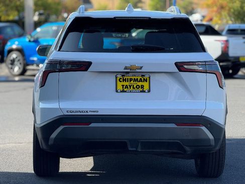 Used 2025 Chevrolet Equinox LT w/ Convenience Package II image 16