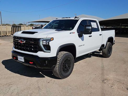 New 2026 Chevrolet Silverado 2500 ZR2 w/ LPO, Dark Essentials Package AWD/4WD image 4