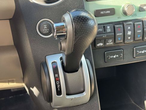 Used 2011 Honda Pilot EX-L image 19