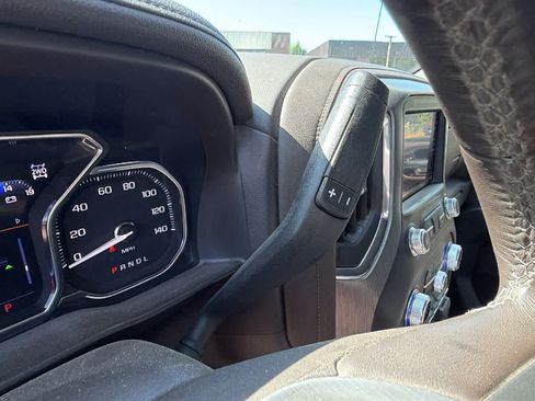 Used 2021 GMC Sierra 1500 Denali w/ Driver Alert Package II AWD/4WD image 12