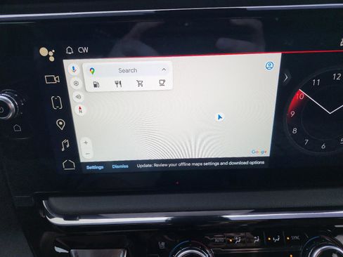 Used 2024 GMC Sierra 1500 AT4 w/ Technology Package image 18