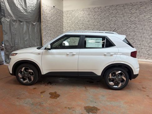 New 2026 Hyundai Venue SEL image 4