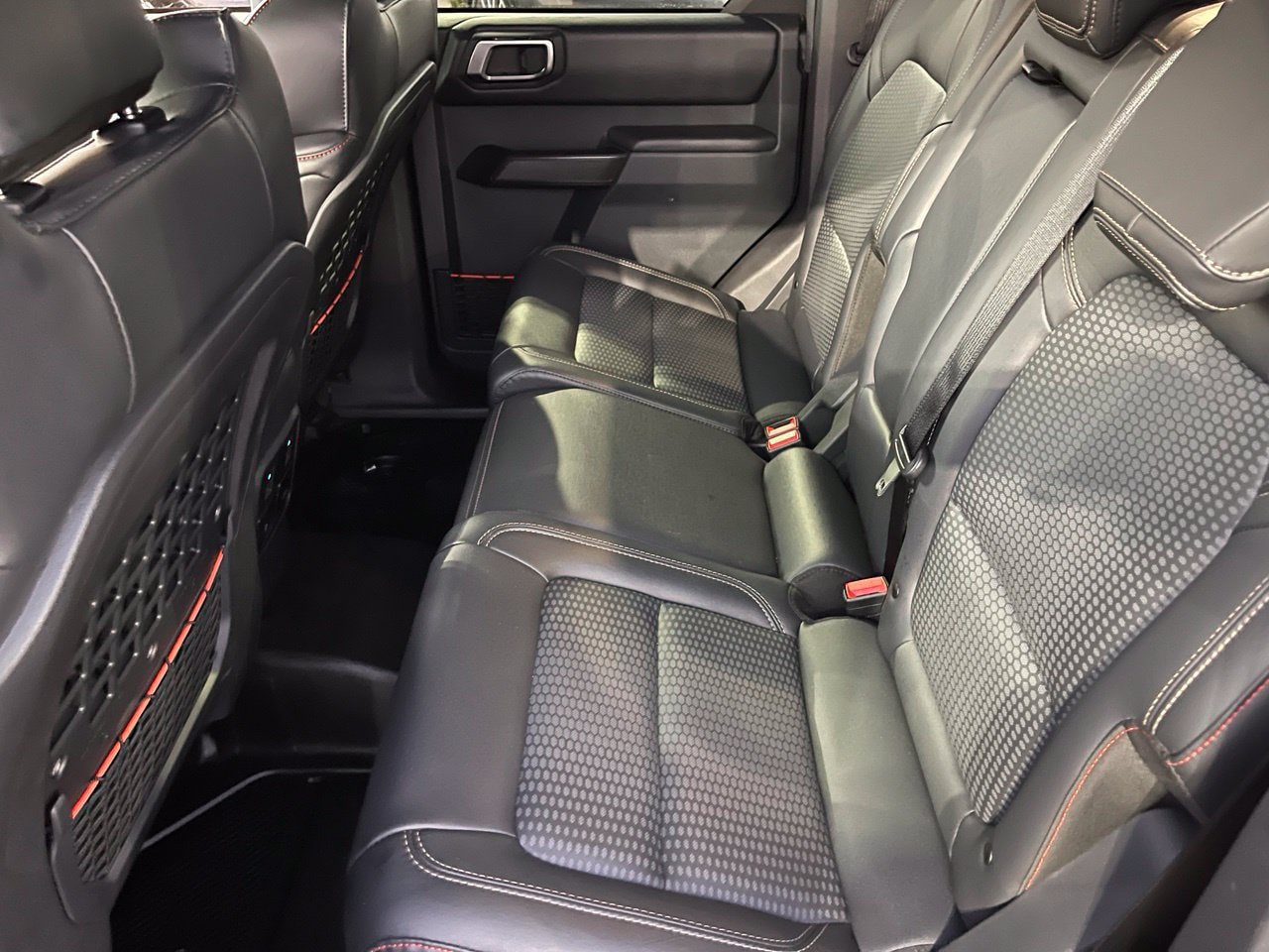 Used 2024 Ford Bronco Raptor AWD/4WD image 18