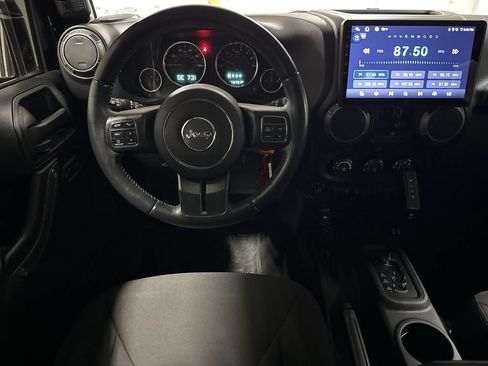 Used 2017 Jeep Wrangler Unlimited Sport w/ Quick Order Package 24S AWD/4WD image 11