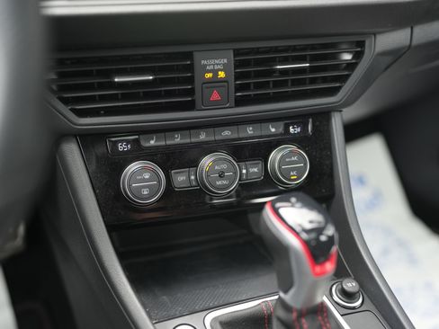 Used 2023 Volkswagen Jetta GLI Autobahn w/ GLI Black Package image 16