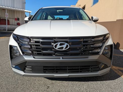 New 2026 Hyundai Tucson SE image 11