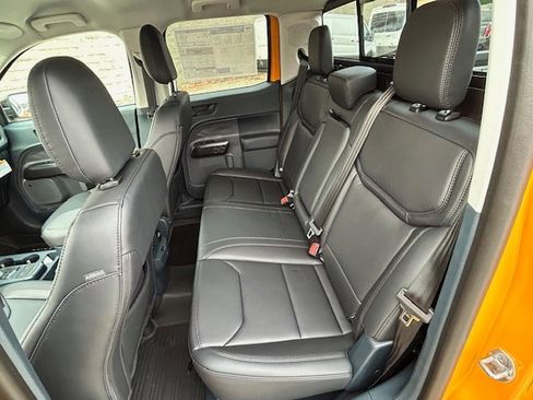 New 2026 Ford Maverick Lariat w/ Black Appearance Package image 35