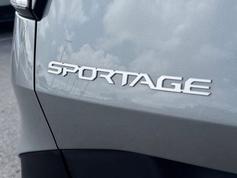 Certified 2024 Kia Sportage LX FWD image 9