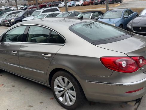 Used 2012 Volkswagen CC Sport image 18