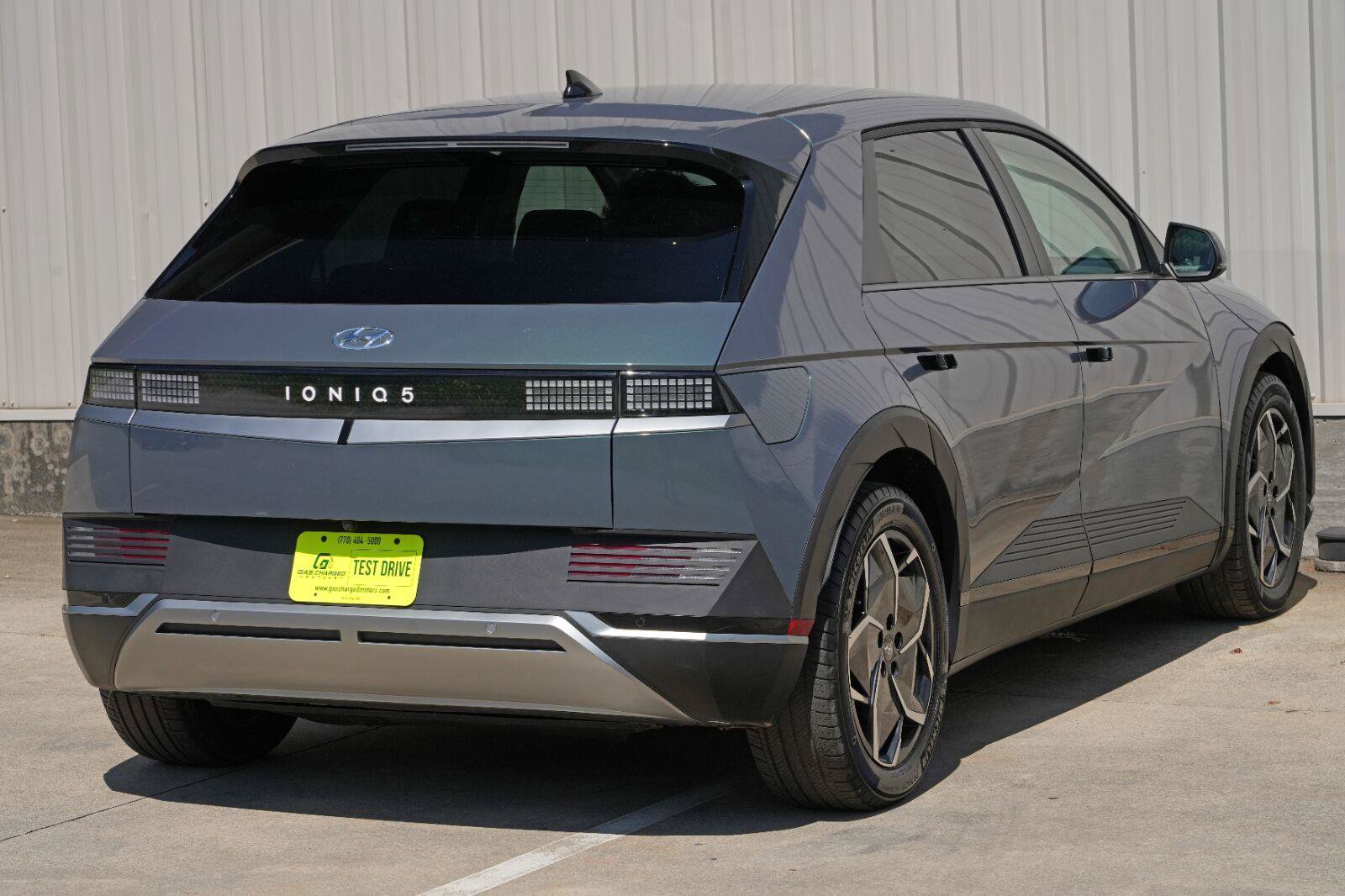 Used 2024 Hyundai Ioniq 5 SEL RWD image 49