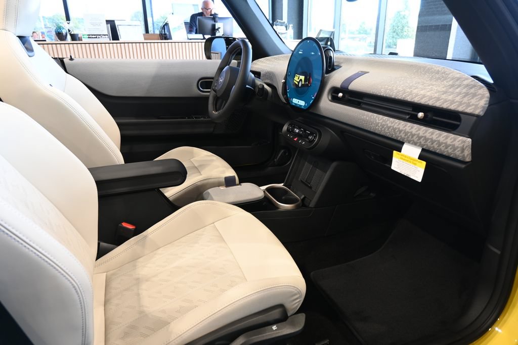 Used 2026 MINI Cooper S FWD image 19