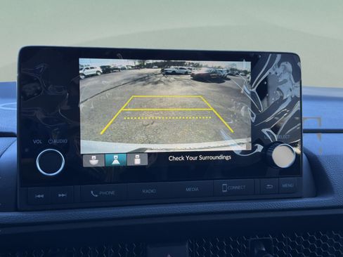 Used 2025 Honda CR-V LX image 18