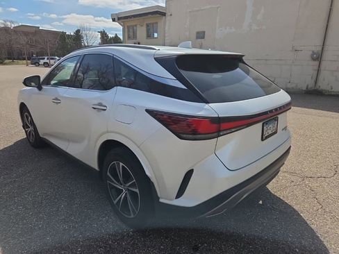 Used 2024 Lexus RX 350 Premium w/ Convenience Package AWD/4WD image 4