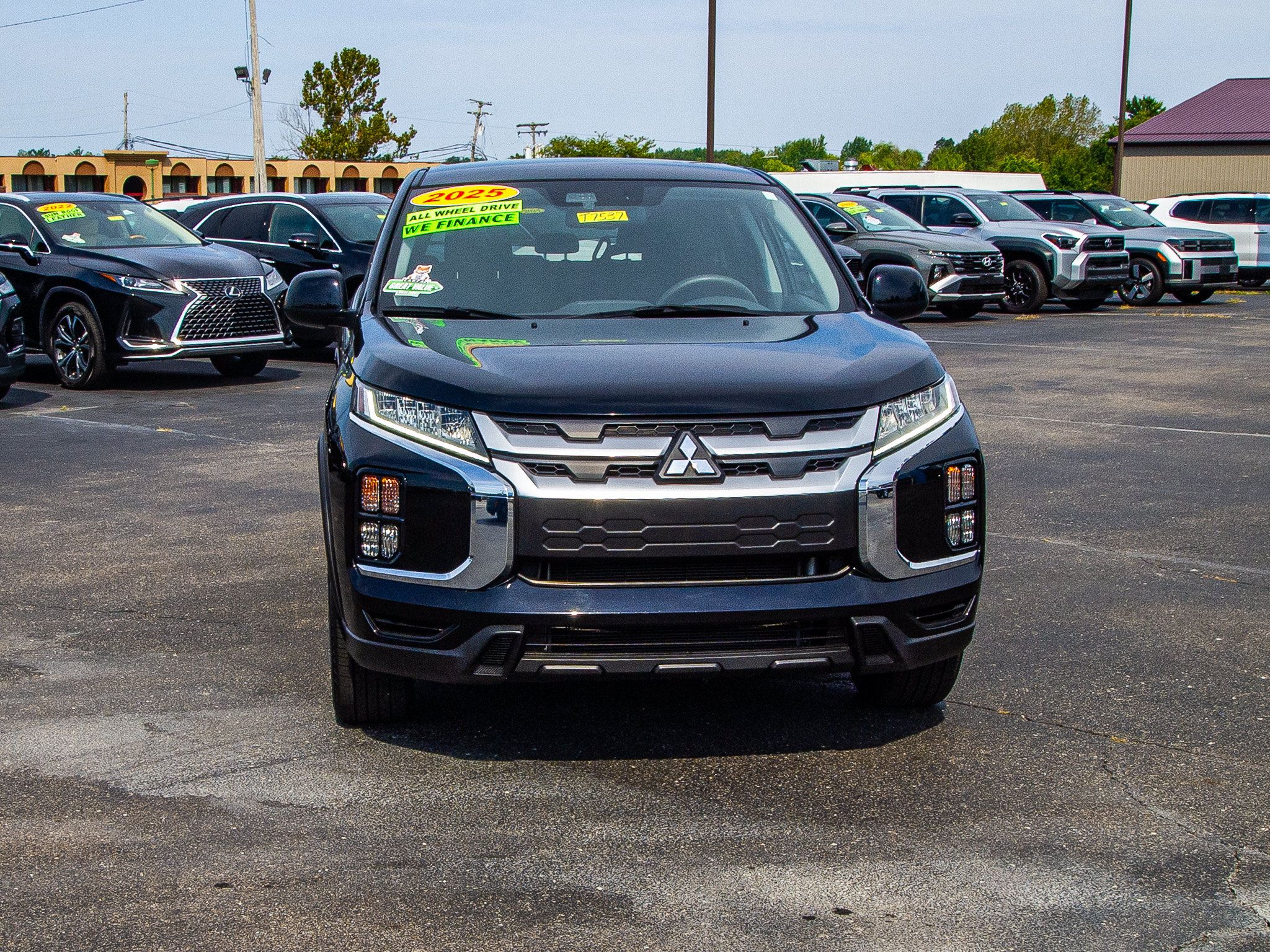 Used 2025 Mitsubishi Outlander Sport ES AWD/4WD image 2