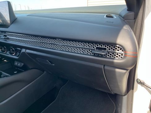 Certified 2026 Honda HR-V Sport image 20