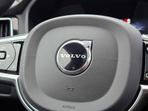 New 2026 Volvo XC60 B5 Plus w/ Protection Package Premier image 30