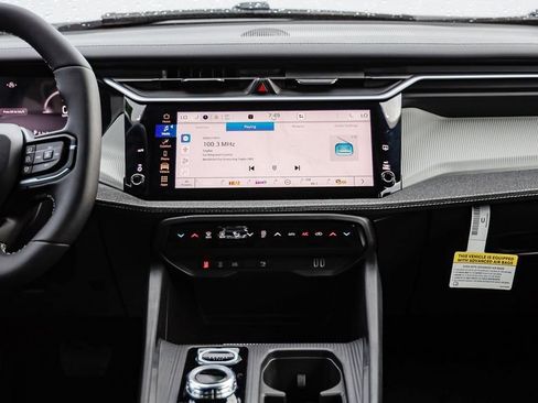 New 2026 Jeep Cherokee Limited AWD/4WD image 16