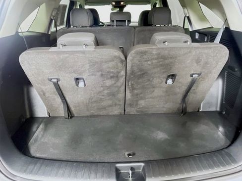 Used 2025 Kia Sorento LX image 25