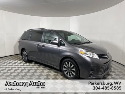 Used 2018 Toyota Sienna AWD