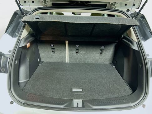 Used 2024 Buick Encore GX Avenir FWD image 22