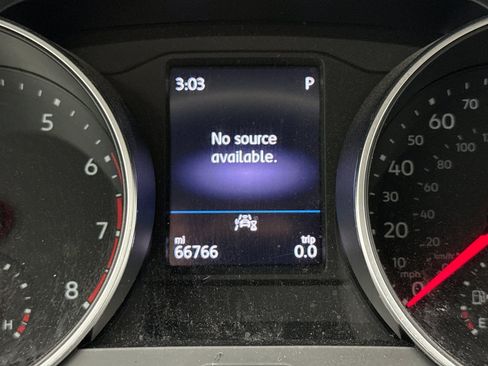 Used 2021 Volkswagen Tiguan S AWD/4WD image 9