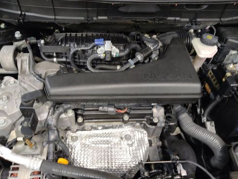 Used 2019 Nissan Rogue SV FWD image 30