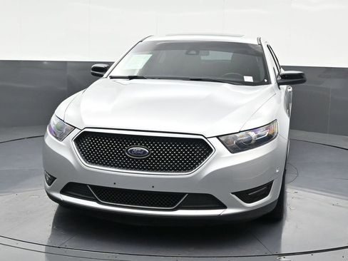 Used 2018 Ford Taurus SHO w/ Driver Assist Package AWD/4WD image 9
