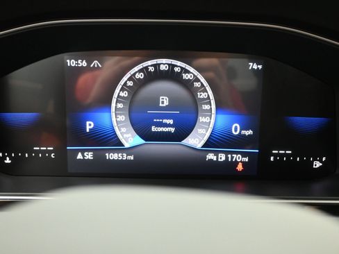 Used 2026 Volkswagen Jetta SE FWD image 15