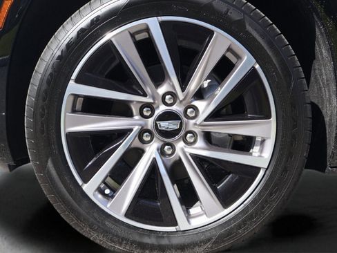 New 2026 Cadillac Vistiq Sport image 9