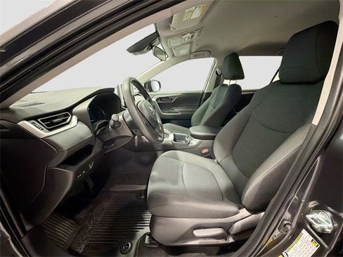 New 2025 Toyota RAV4 LE image 17