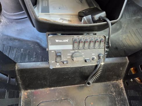 Used 2011 Chevrolet Express 3500 LS image 16