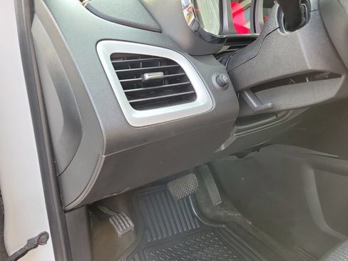 Used 2017 GMC Terrain SLE w/ Chrome Edition FWD image 24