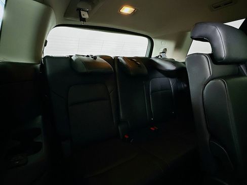 Used 2024 Nissan Pathfinder SL image 14