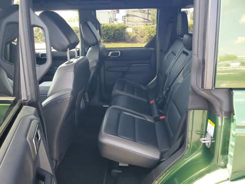 Used 2025 Ford Bronco Outer Banks AWD/4WD image 11