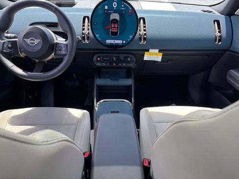 Certified 2025 MINI Cooper Countryman S w/ Comfort Package Max image 7