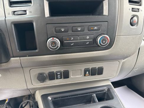 Used 2013 Nissan NV 2500 SV w/ Side Curtain Airbag Pkg RWD image 30