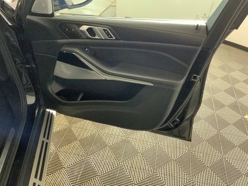 Used 2019 BMW X5 xDrive50i w/ Executive Package AWD/4WD image 32