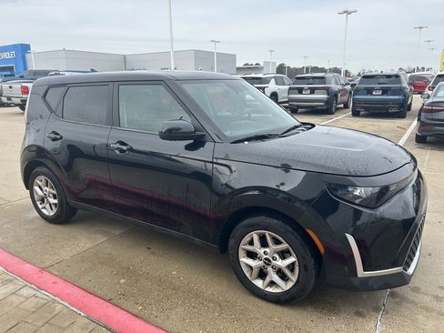 Used 2023 Kia Soul S image 14