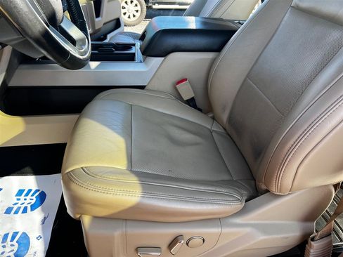 Used 2019 Ford F350 Lariat w/ Lariat Ultimate Package image 29