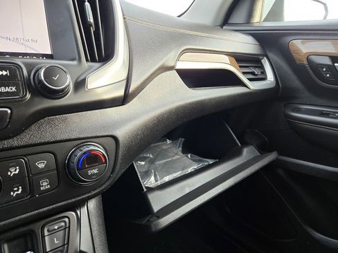 Used 2020 GMC Terrain SLE w/ Driver Convenience Package image 13