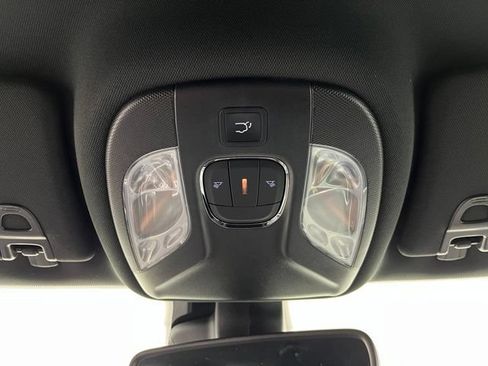 Used 2026 Jeep Compass Limited AWD/4WD image 36
