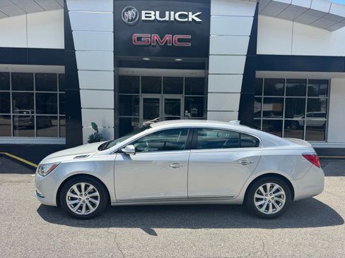 Certified 2015 Buick LaCrosse Leather FWD image 2