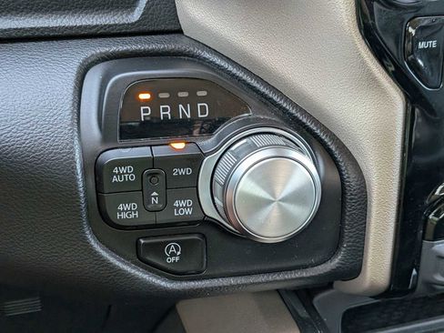 Used 2022 RAM 1500 Laramie AWD/4WD image 27