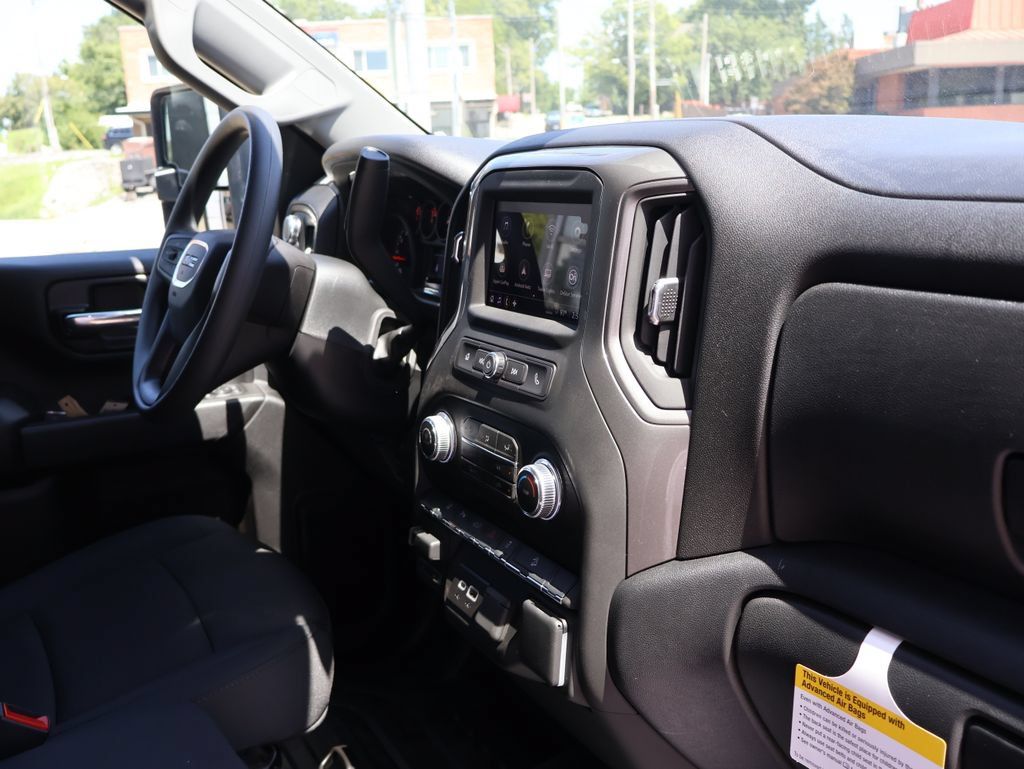 New 2026 GMC Sierra 2500 Pro w/ 1SA Pro Safety Plus Package AWD/4WD image 9