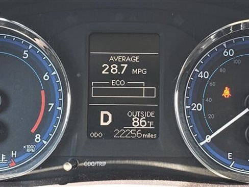 Used 2018 Toyota Corolla LE FWD image 10