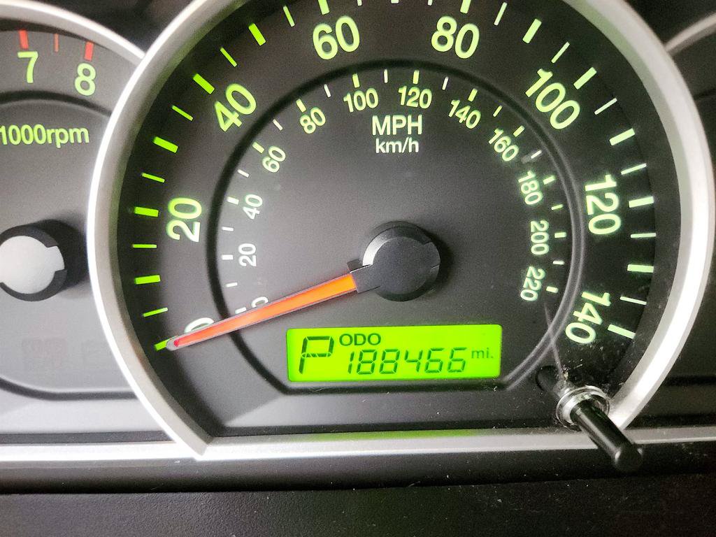 Used 2009 Kia Sorento LX RWD image 14