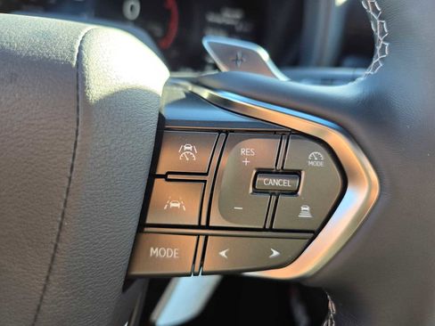 New 2025 Lexus LX 600 4WD w/ Premium Package image 33